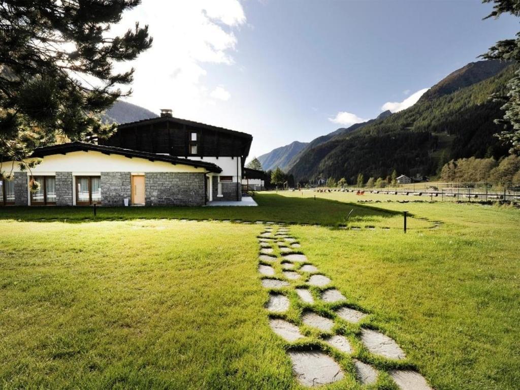 Gressoney Saint-Jean Apartments By Halldis Екстер'єр фото